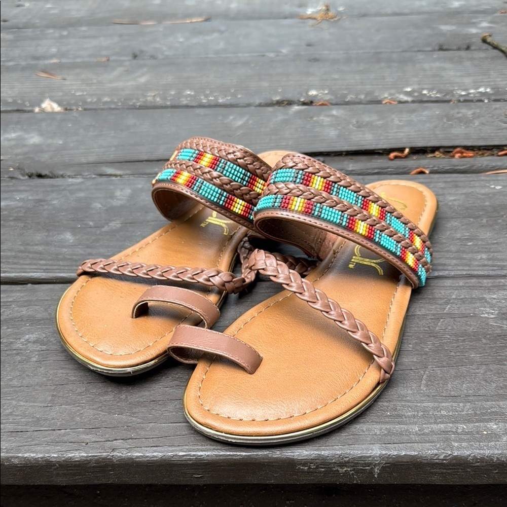 Sugar women’s tan sandals with rubber bead embellishments size 9